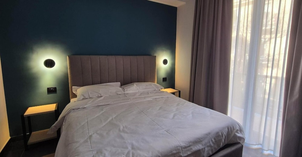 Hotel V7