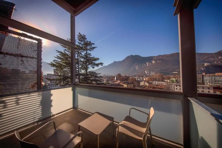 Deluxe Double room with balcony