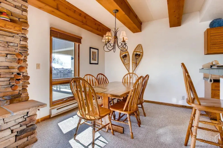 Spacious 2 Br Unit With Completely Updated Kitchen 2 Bedroom Condo - No Cleaning Fee! by RedAwning