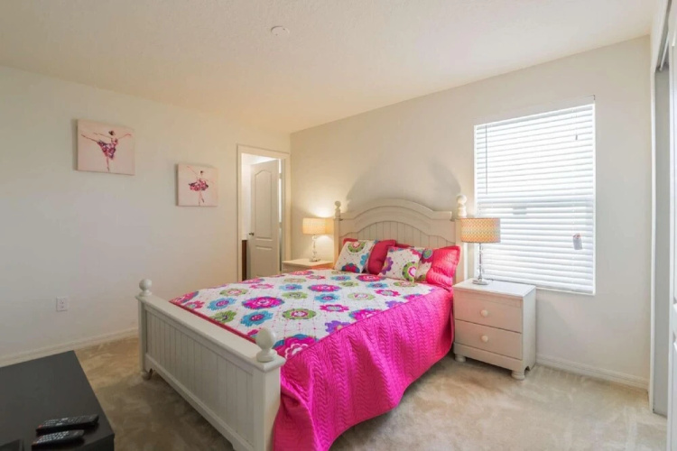 5114 Compass Bay