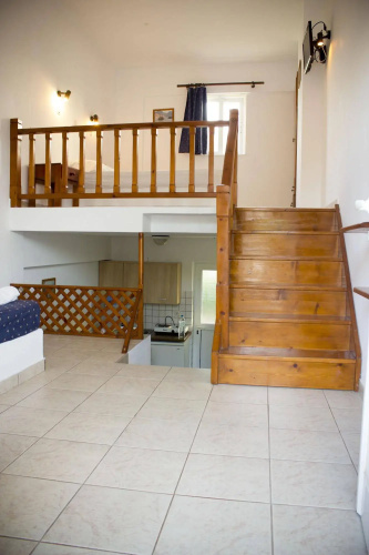 Level Houses