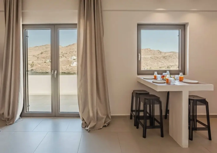 2 Bedrooms Villa with balcony and with sea view
