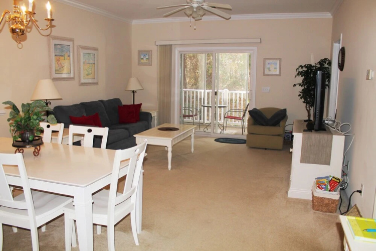 1022 Willow Bend