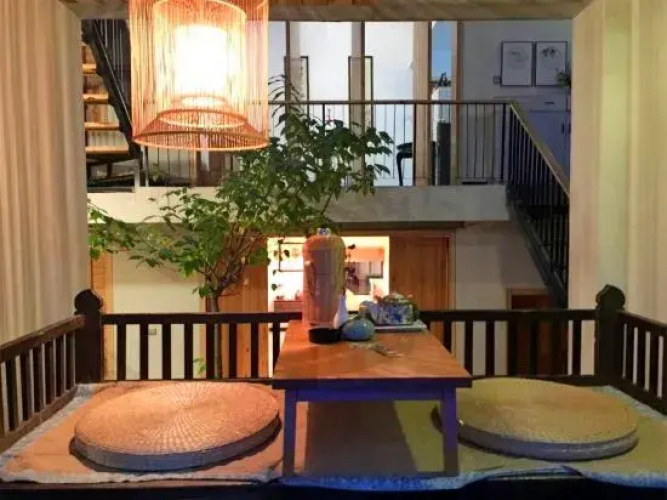 Baoxingtian Sister Inn