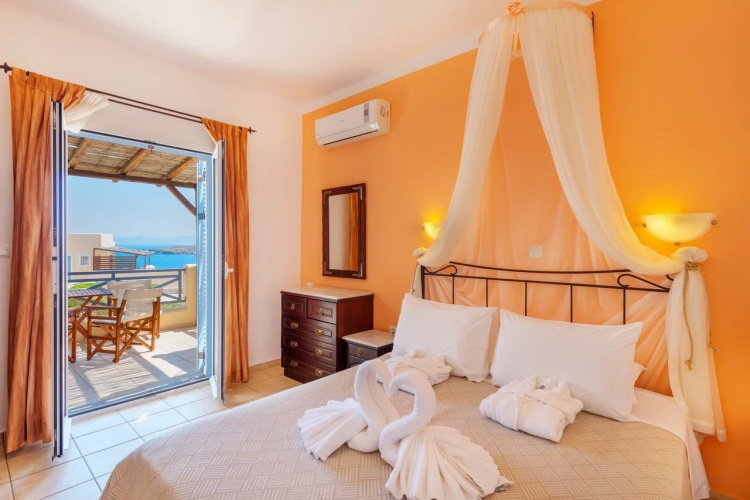 Sunrise Beach Suites