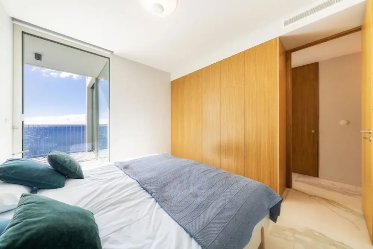 Barreirinha Front-Line Sea View I