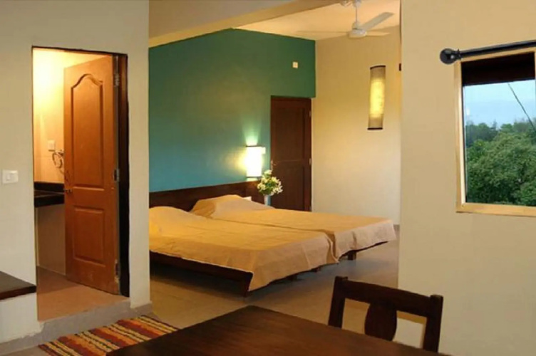 Paradise Inn