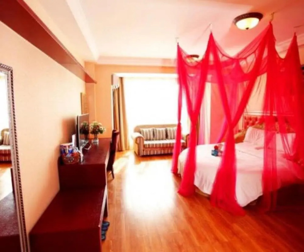 Love Face Hotel