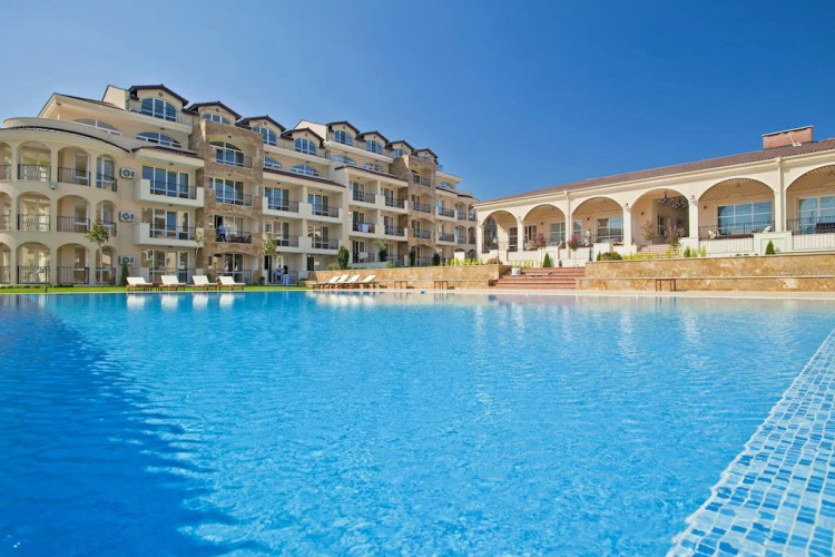 Atia Resort