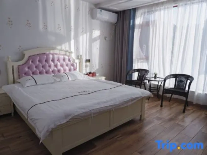 Standard Double room with river view