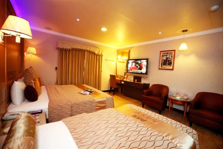 Standard Triple room