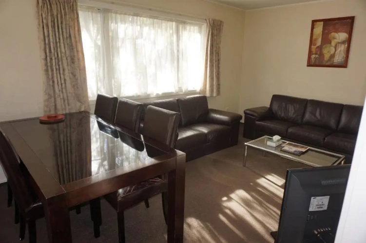2 Bedrooms Deluxe Apartment
