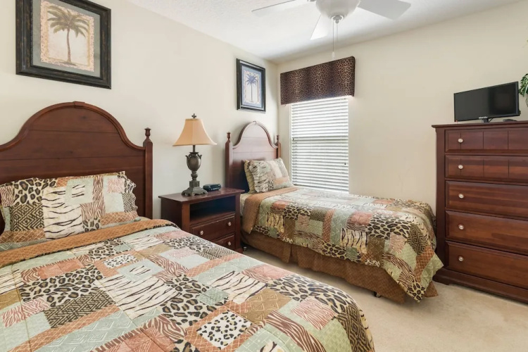 Mickeys Sunspot by VillaDirect
