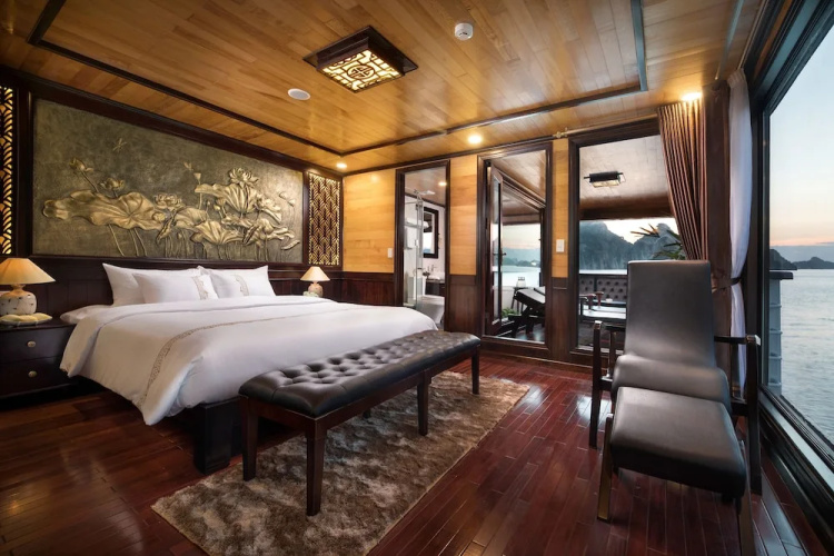 V'Spirit Cruises