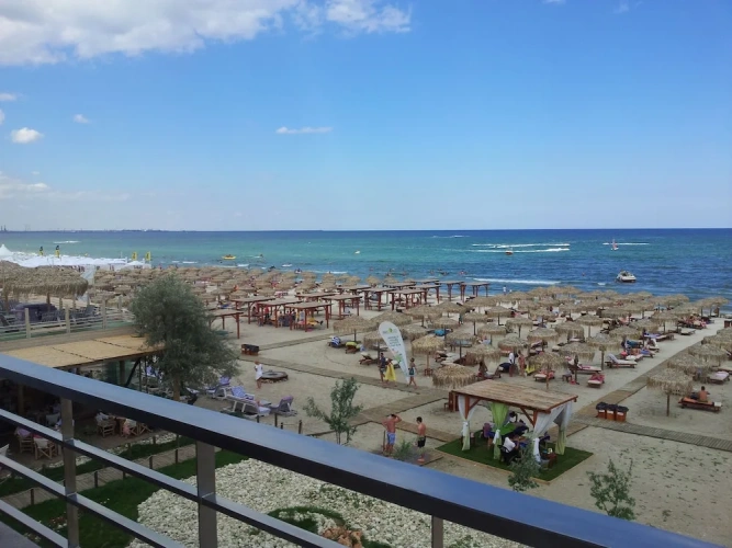 1 Bedroom Family Apartment beachfront
