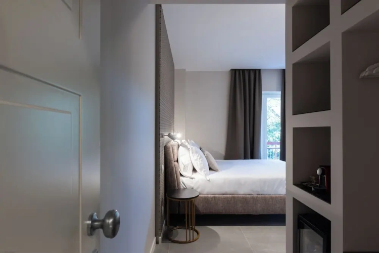 Deluxe Triple room with balcony