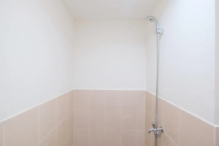 Comfort 2BR at 6th Floor Podomoro Golf View Apartment