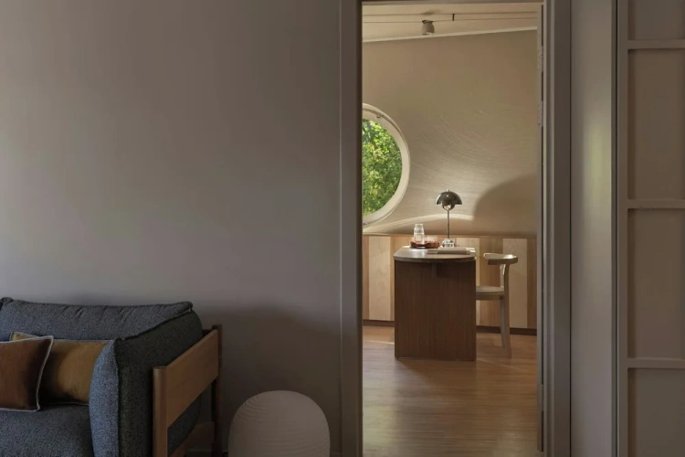 Double Club Suite with courtyard view