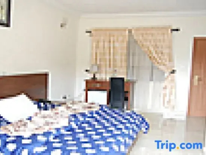 Orchard Hotel - Guest Room