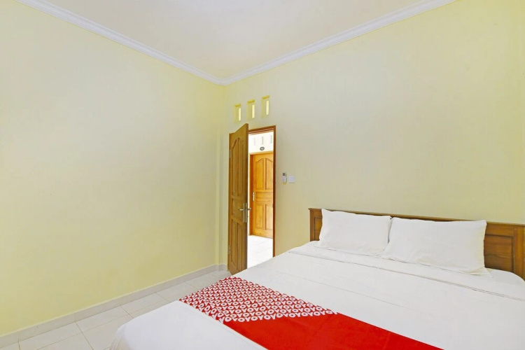 OYO Life 90675 Ld Residence
