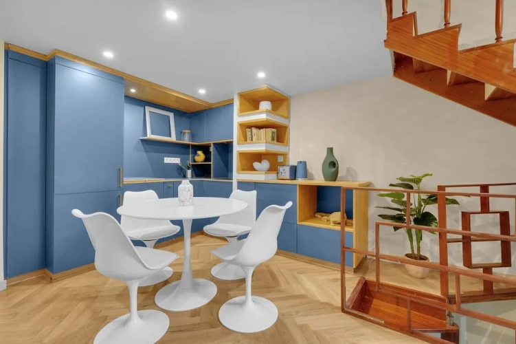 2 Bedrooms Executive Penthouse room with courtyard view