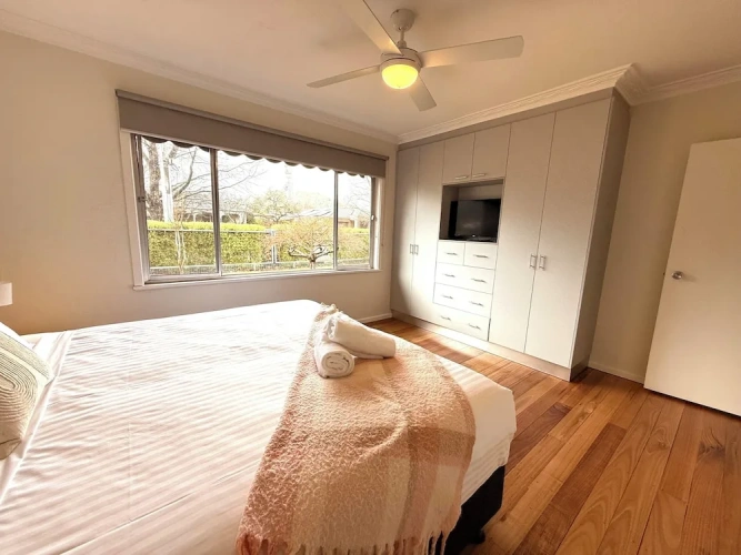 2 Bedrooms Cottage