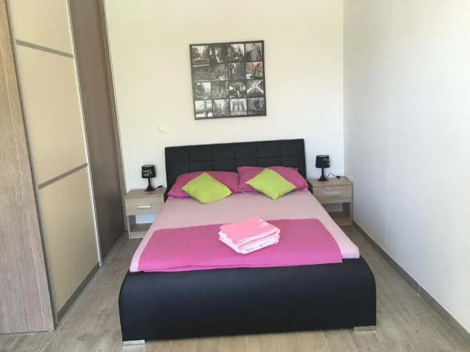 Oki Apartment