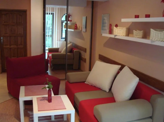1 Bedroom Apartment with balcony