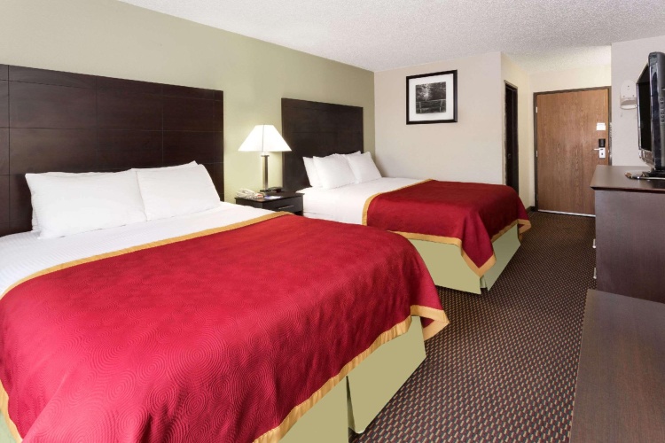 Quadruple Suite