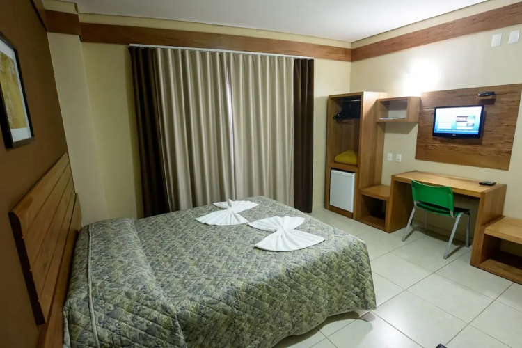 Prisma Plaza Hotel