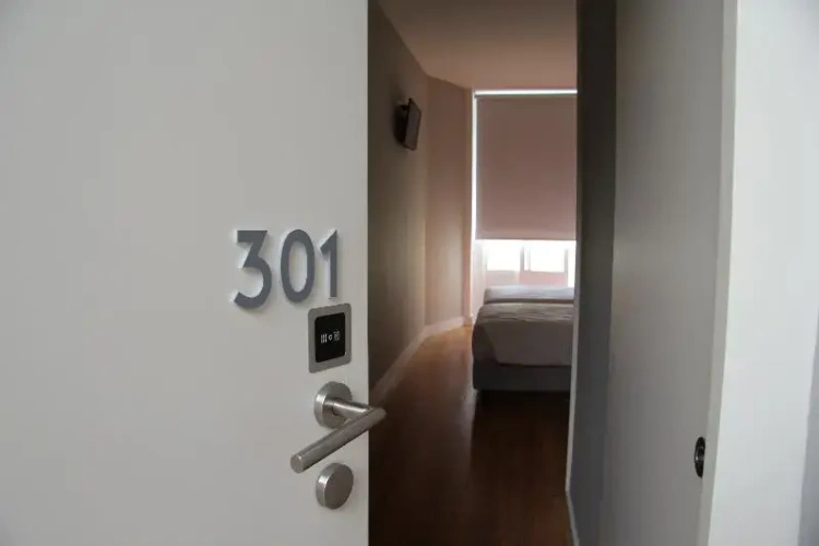 Standard Twin room with balcony