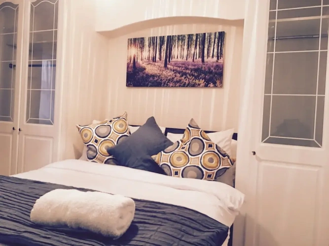 3 Bedrooms Cottage