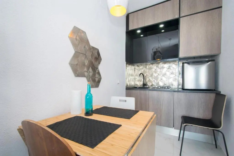 087 Design Studio - Alicante Holiday