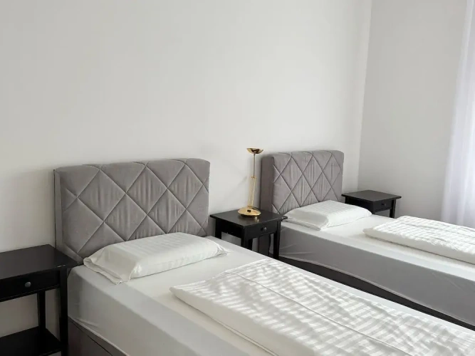 Economy Twin room with city view