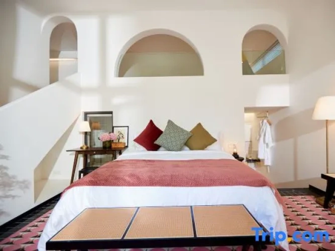Deluxe Double Suite