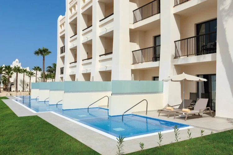 Swim-Up Double room