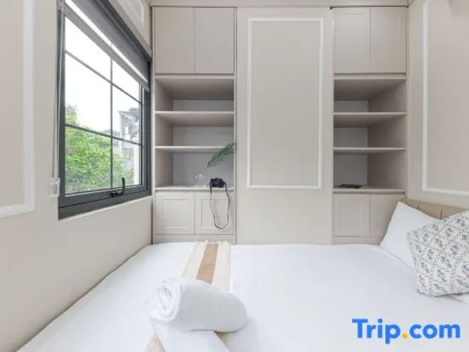 2 Bedrooms Deluxe Apartment