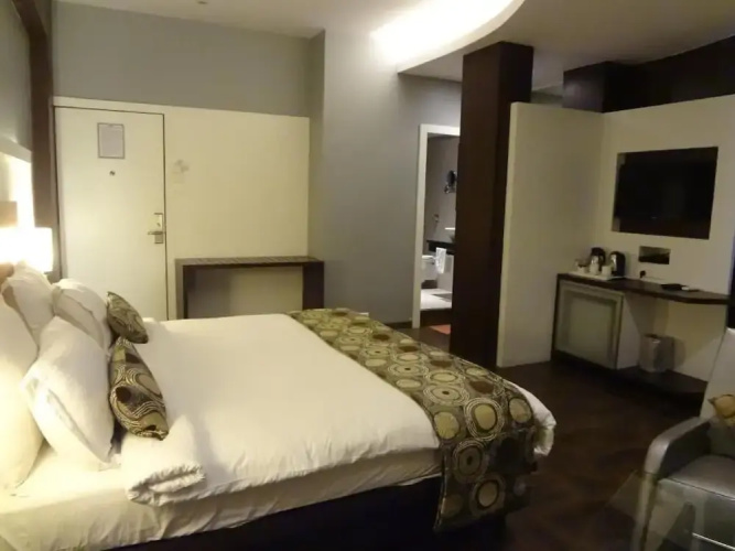 Galaxy Beacon Hotel