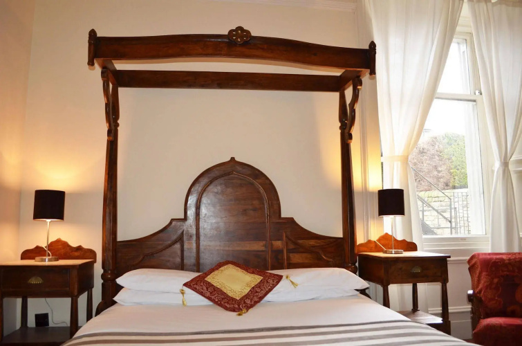 iHoliday Hotel