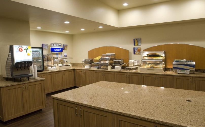Holiday Inn Express Spokane-Downtown photo 31
