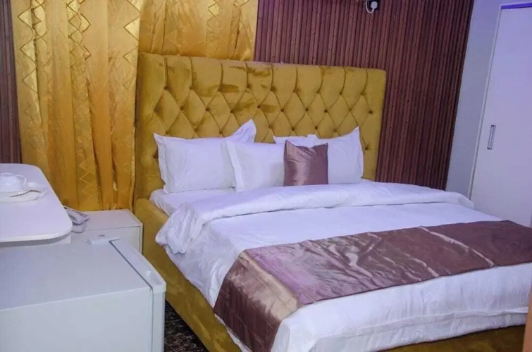 Size99 Apartment and Suites