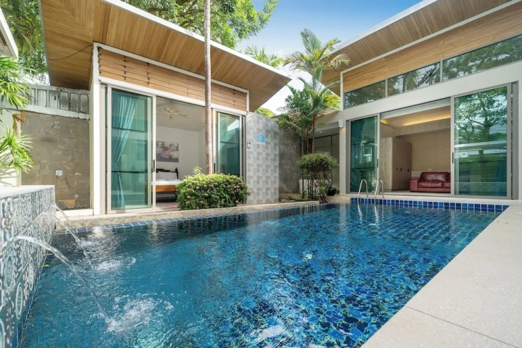 4 Bedrooms Villa