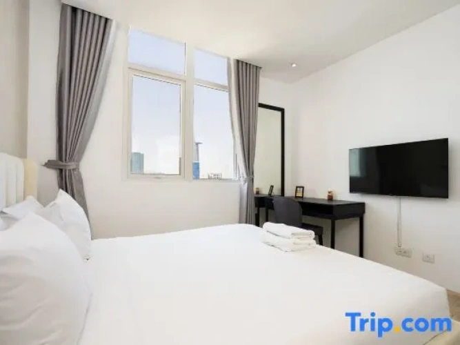 4 Bedrooms Premium Apartment