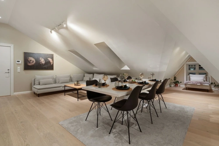 3 Bedrooms Premium Apartment with city view