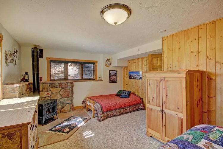 Barton Cabin by RedAwning