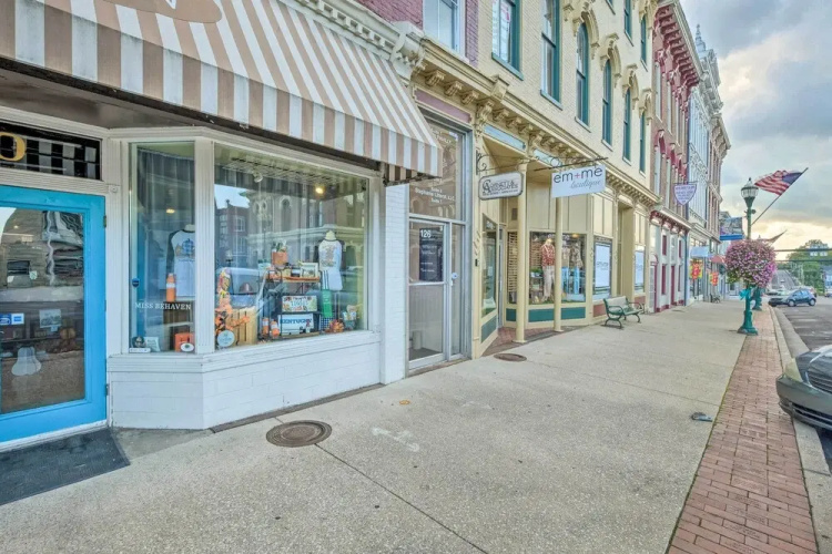 Quaint Apartment in Historic Georgetown!