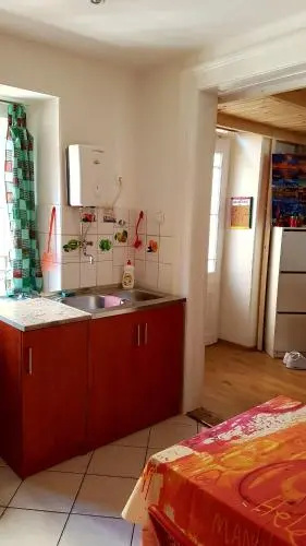 Jolanda Apartment