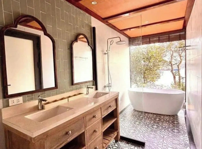 Executive Suite beachfront
