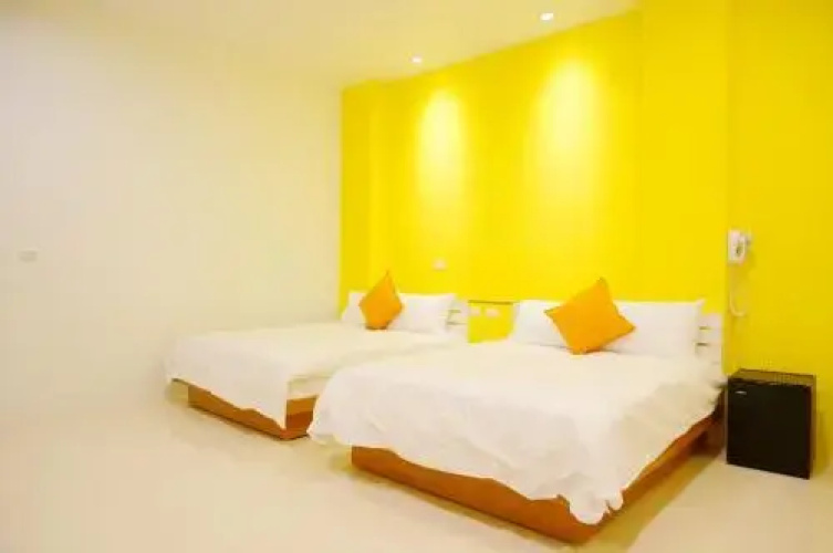 Zhuji Hostel(築跡民宿)