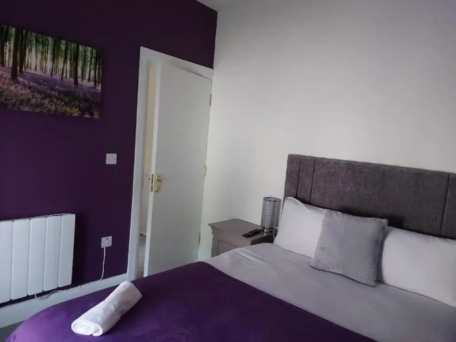 6 Eyre Square Lane
